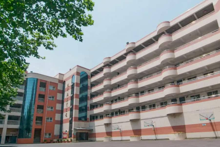 郑州市金水区优胜路小学