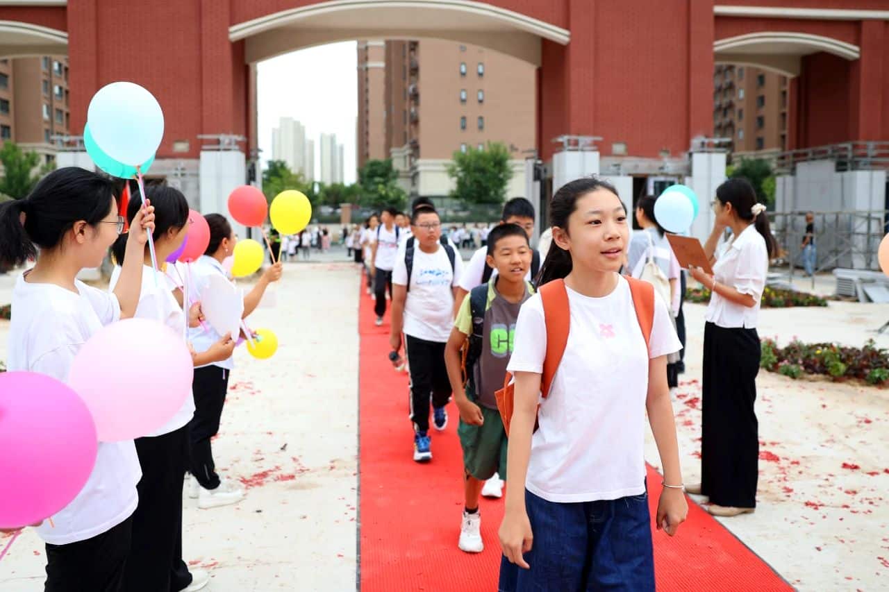 郑州第四高级中学附属学校