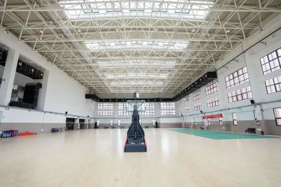 郑州航空港外国语高级中学
