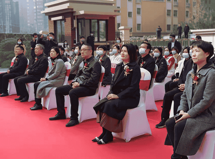 郑州市管城回族区果园路小学
