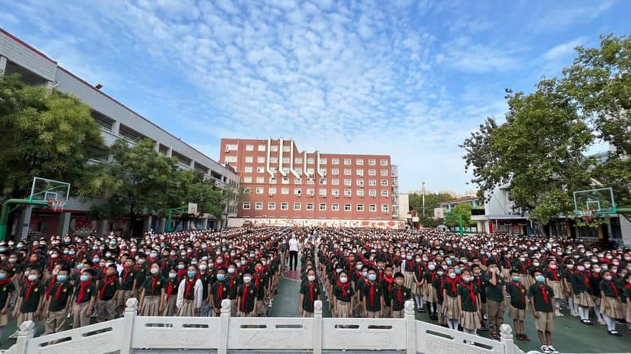 郑州市金水区文化路第一小学