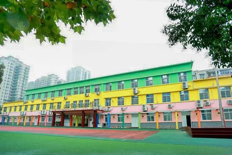 郑州市中原区伏牛路小学