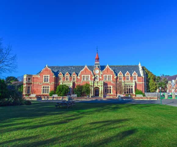 郑州市金水区澳新国际学校