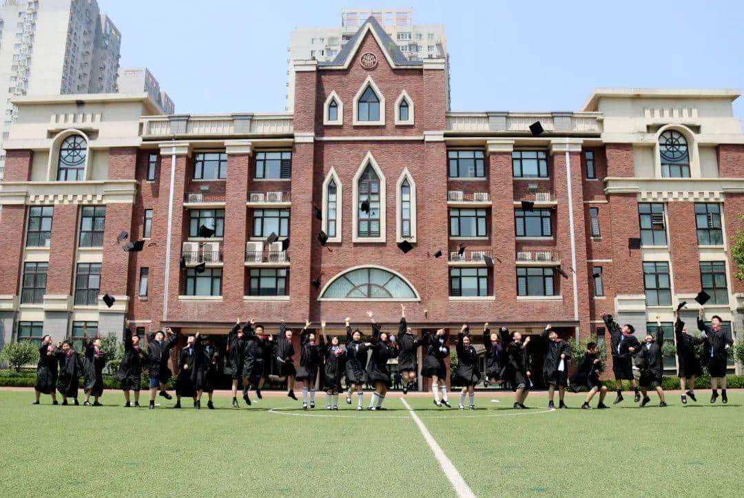 郑州市金水区木子联大外国语小学