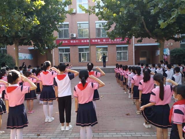 郑州市管城回族区港湾路小学