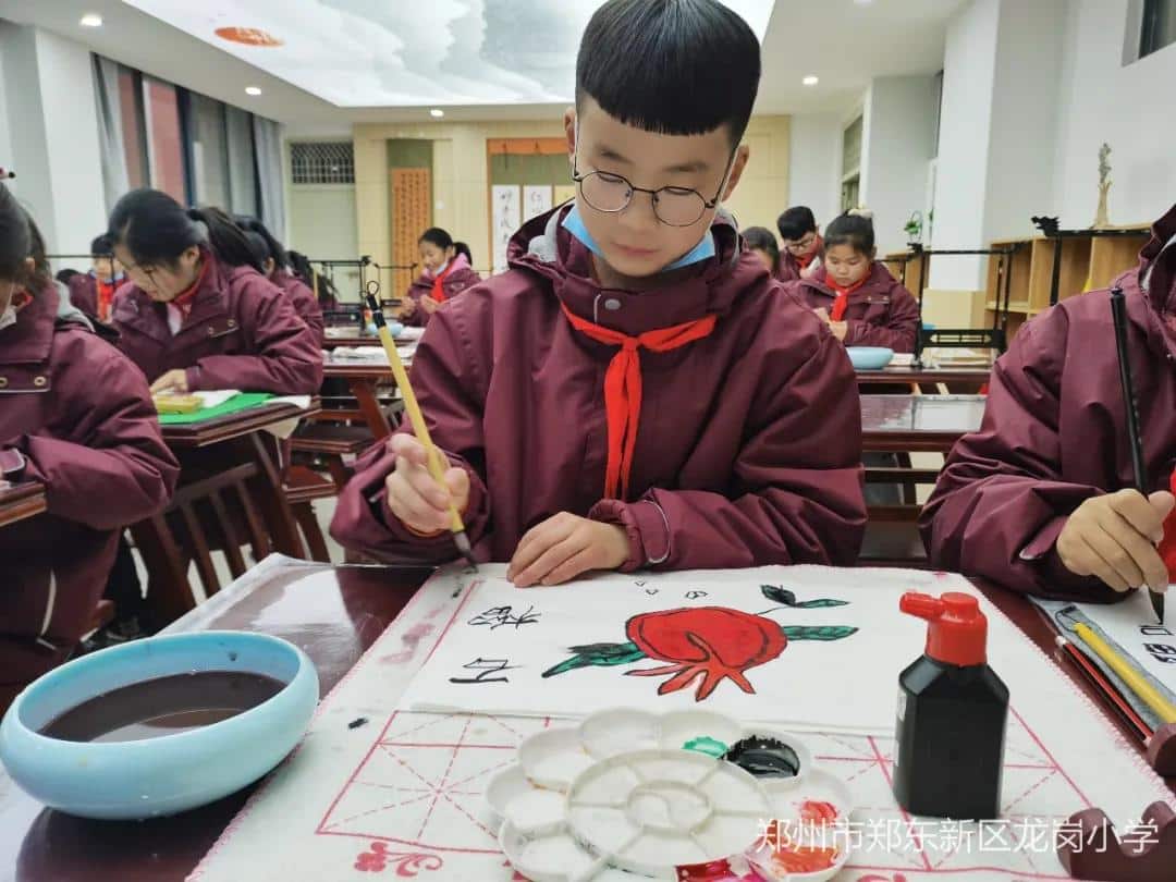 郑州市郑东新区龙岗小学
