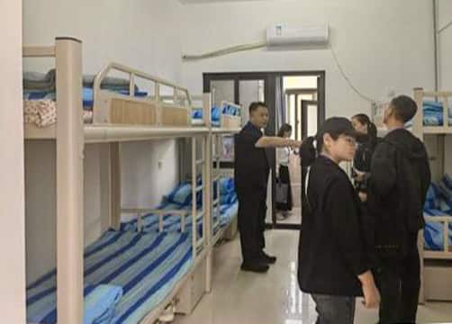 郑州市郑开学校