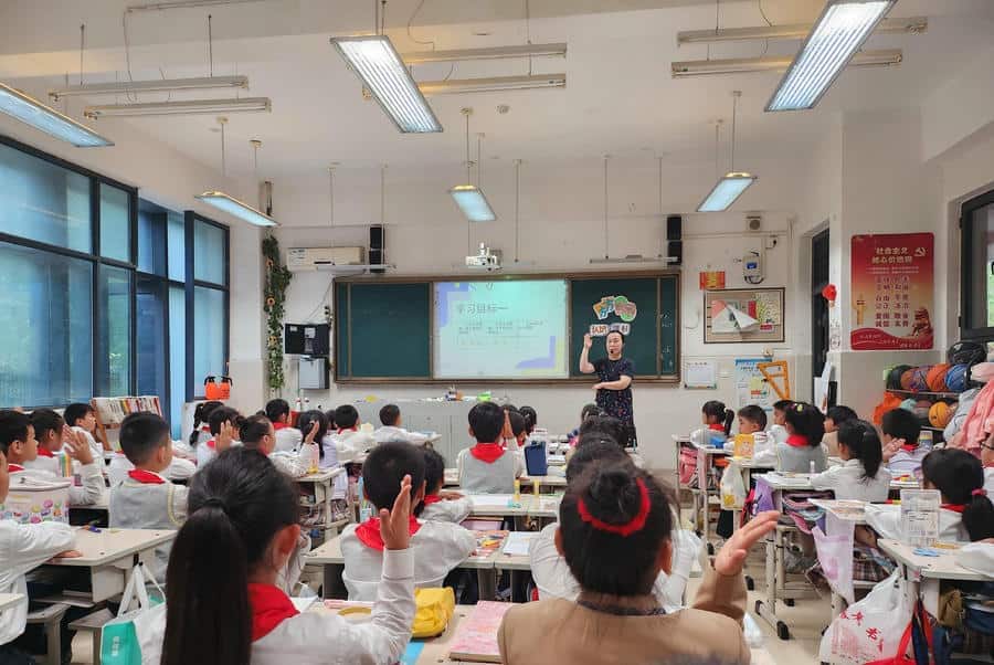 郑州市管城回族区外国语牧歌小学