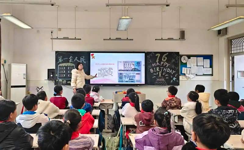郑州市管城回族区银莺路小学