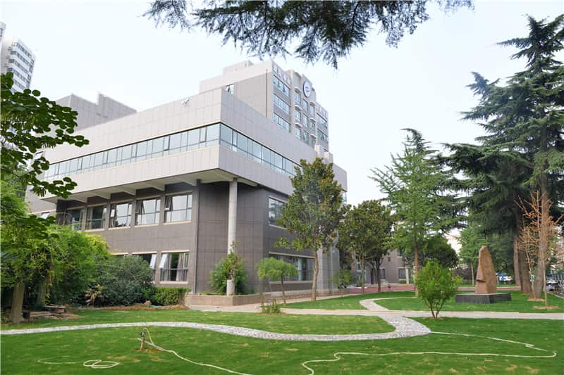 郑州学森实验学校
