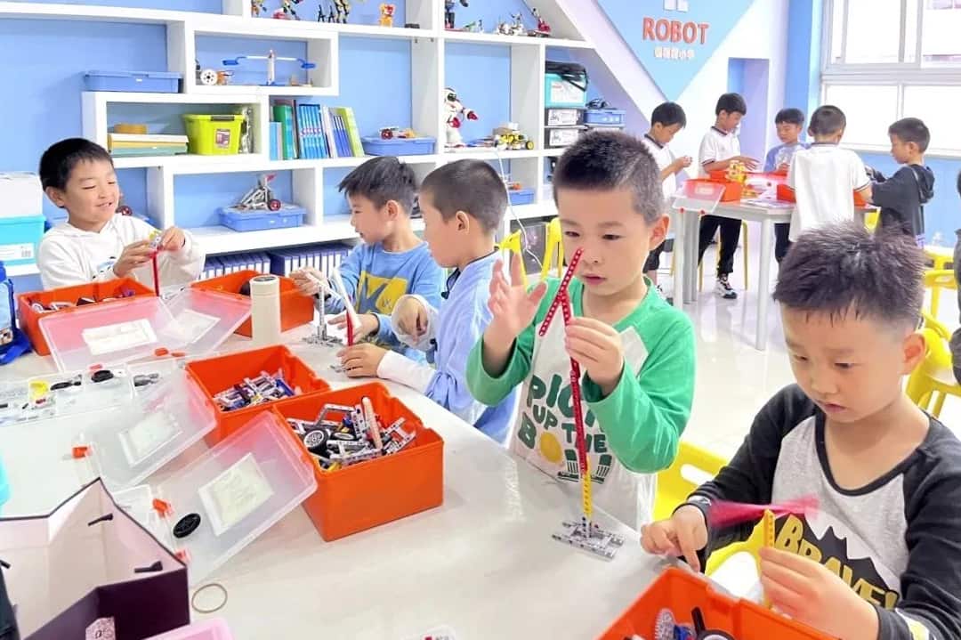 郑州市郑东新区畅和街小学