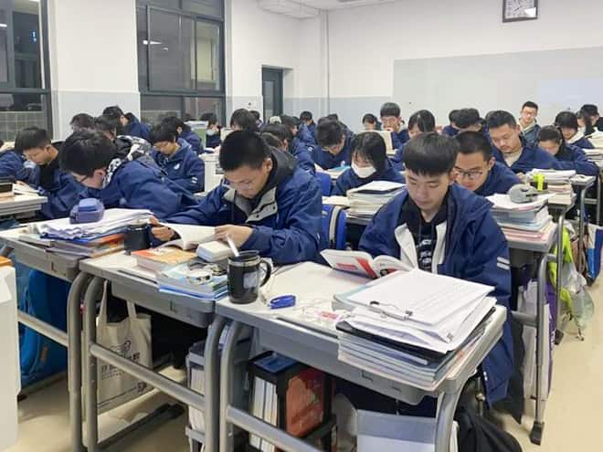 郑州市第十七高级中学