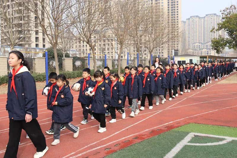 郑州市惠济区锦艺实验小学