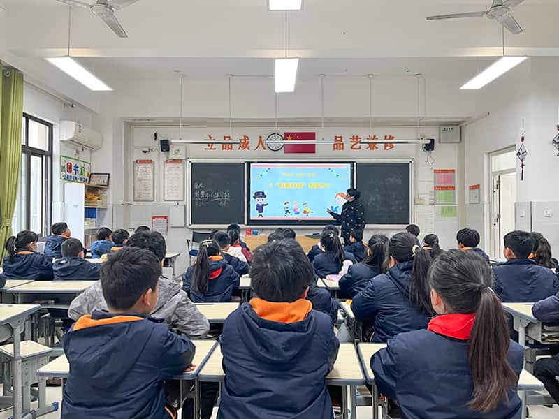 郑州市惠济区锦艺实验小学