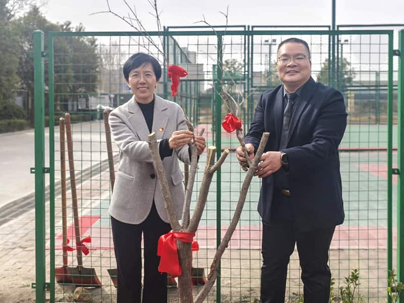 郑州市二七区马寨一中
