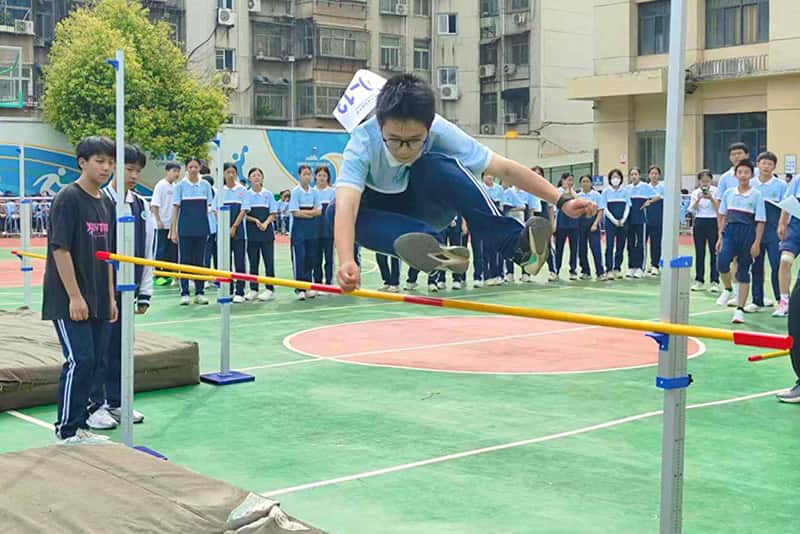 郑州市第十四初级中学