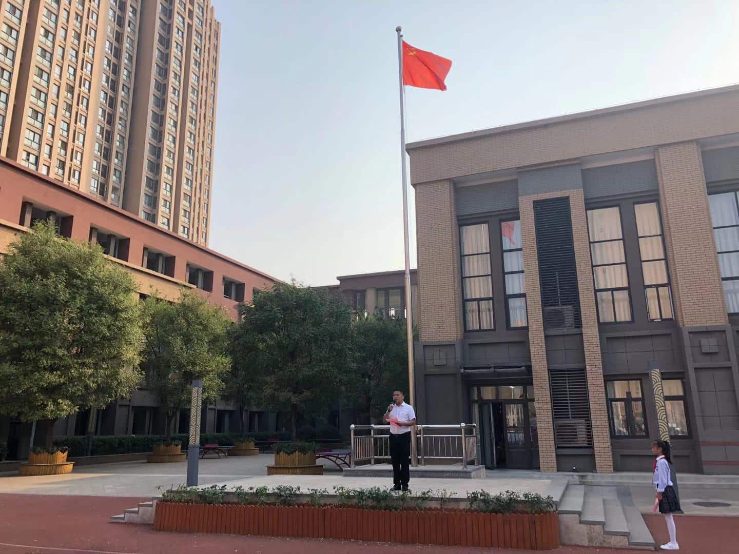 郑州市管城回族区阳光实验小学