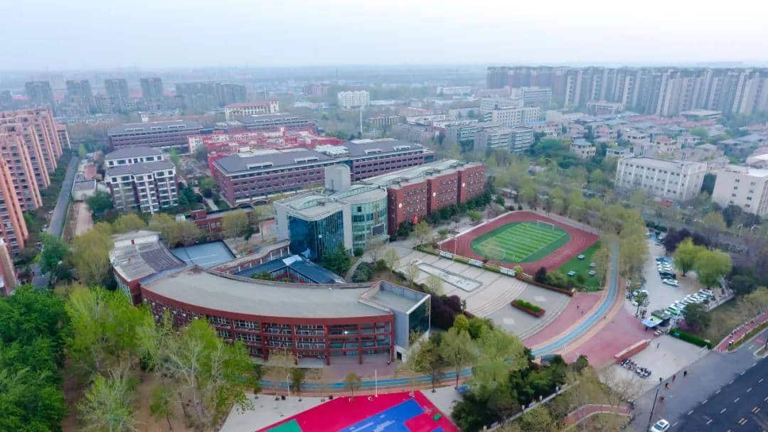 郑州中学生学习报社附属学校