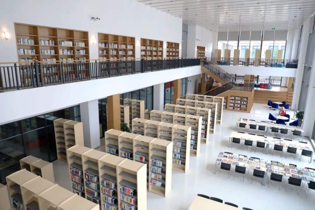 河南省实验学校裕鸿国际学校