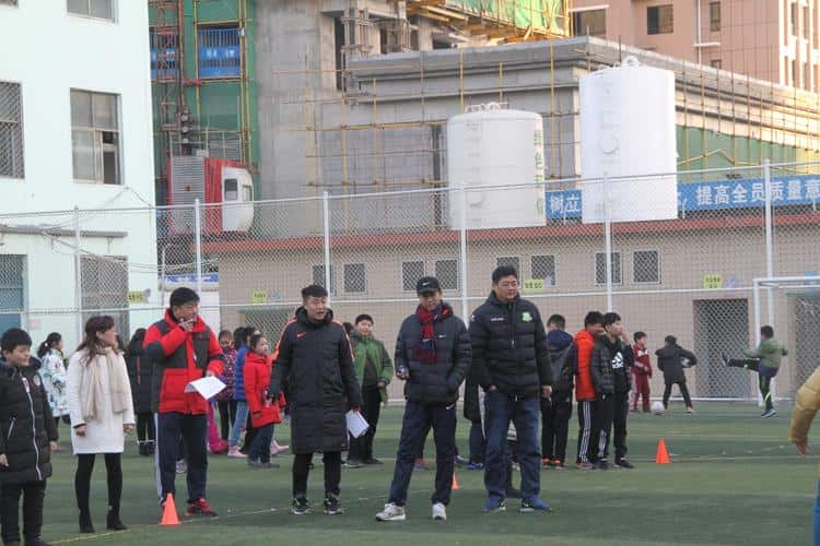 郑州市中原区郑上路小学
