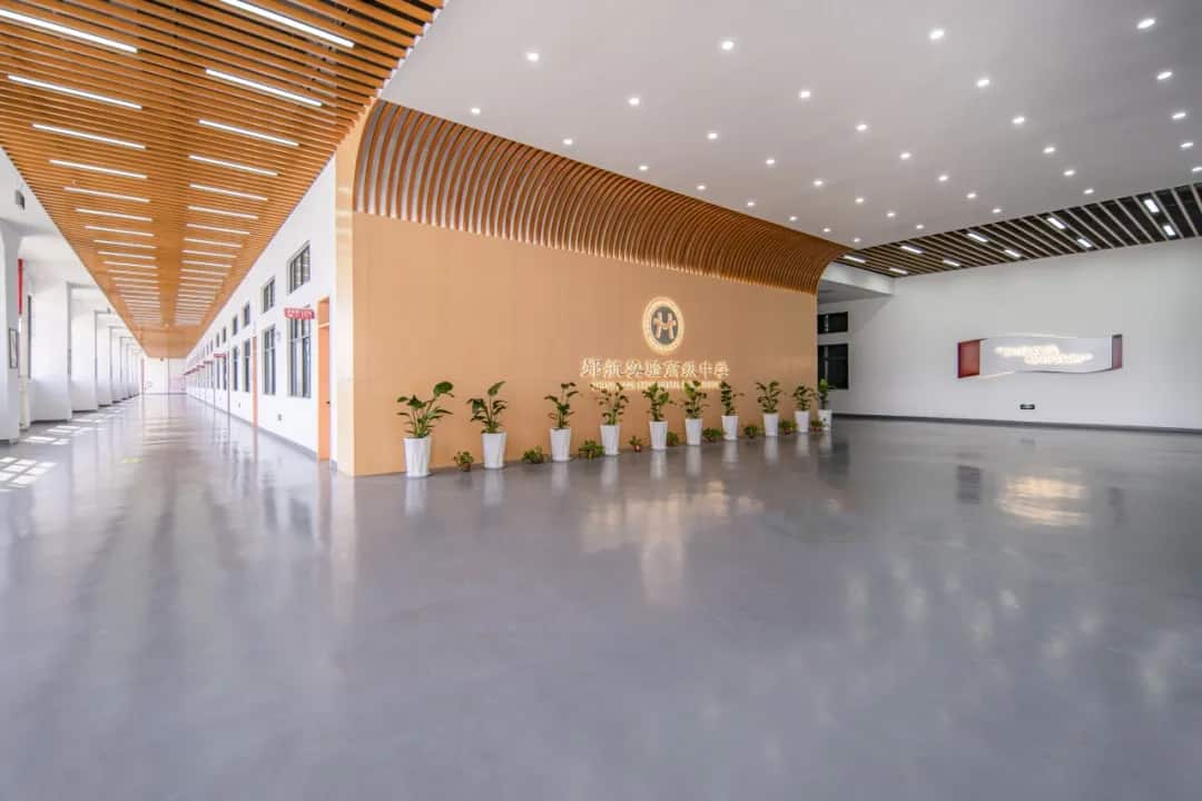 郑州航空港区郑航实验高级中学
