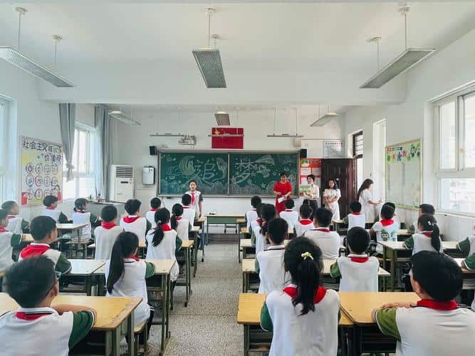 郑州市管城回族区南曹小学