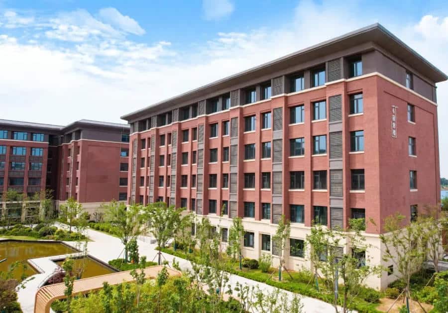 郑州市第五十六高级中学