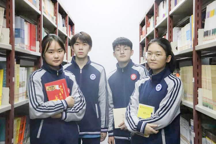 郑州市二七区郑达实验学校