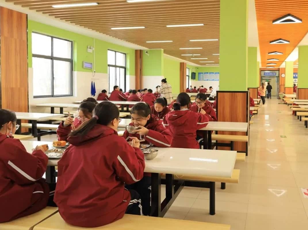 郑州市金水区新奇初级中学