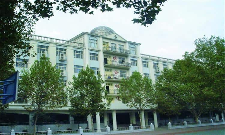 郑州市第一〇六初级中学
