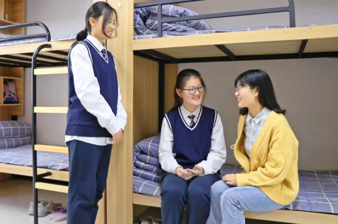 郑州艺书高级中学