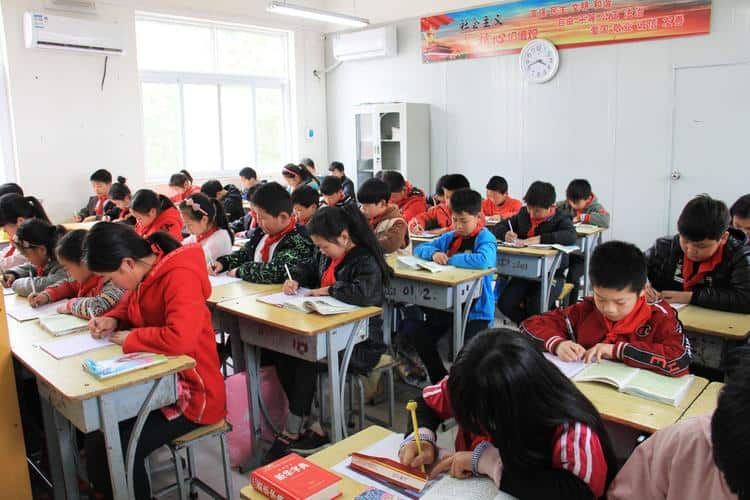 郑州市经开区祥符卢小学
