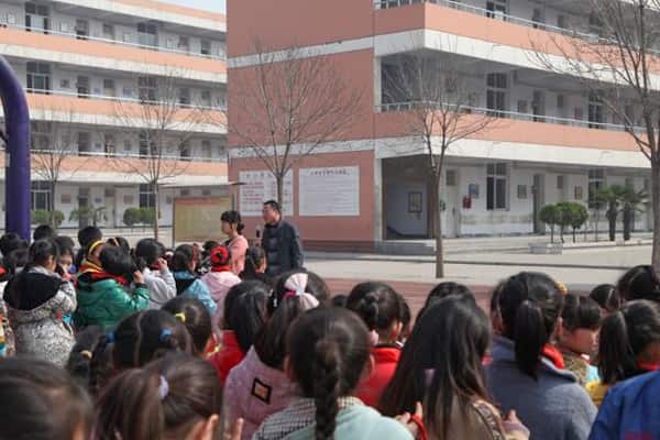 郑州市金水区龙子湖第三小学