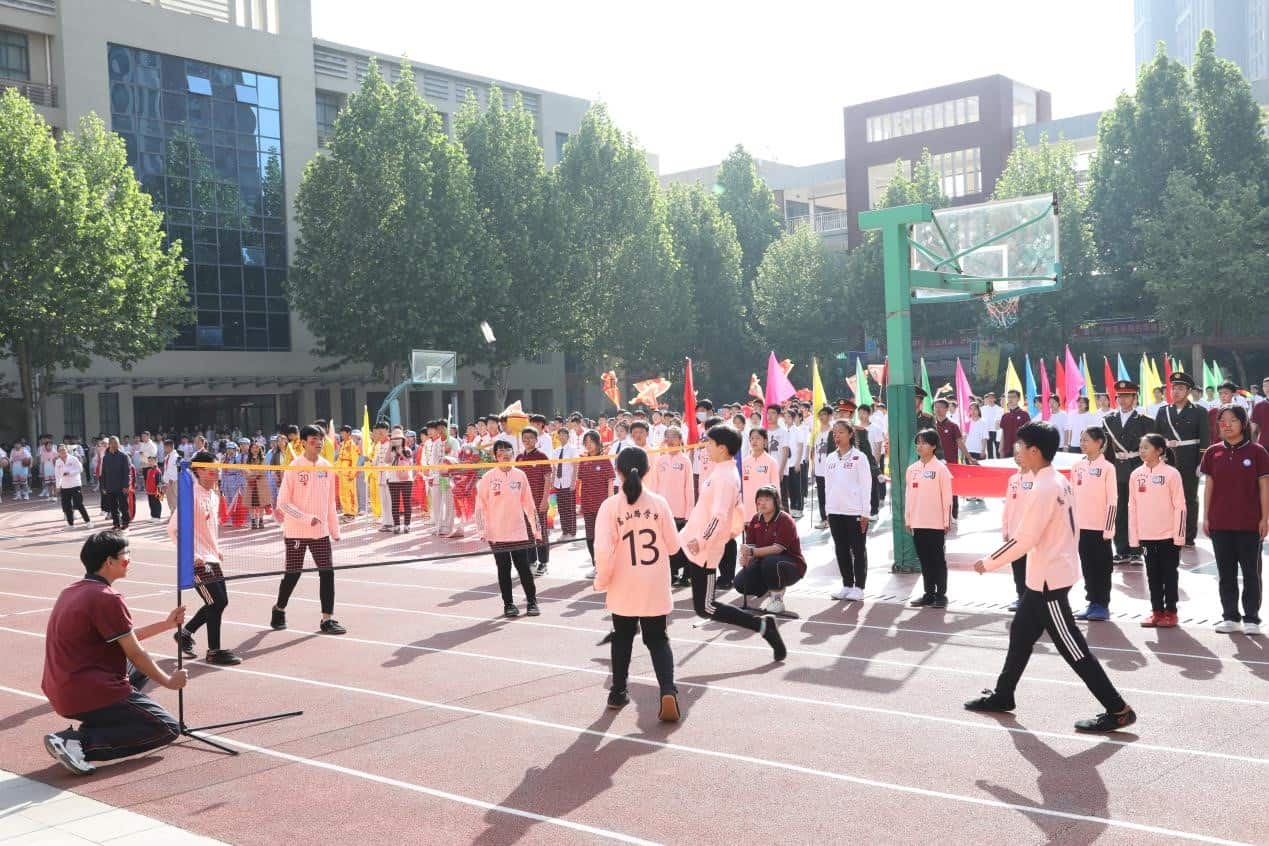 郑州市二七区嵩山路学校