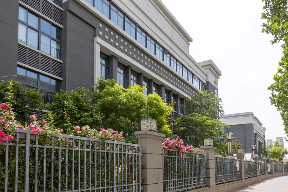 郑州市经济技术开发区朝凤路小学