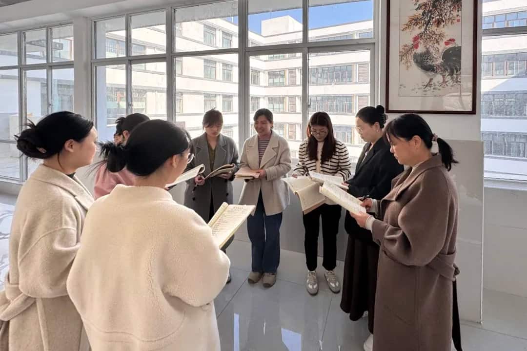 郑州市金水区纬五路第一小学中州校区