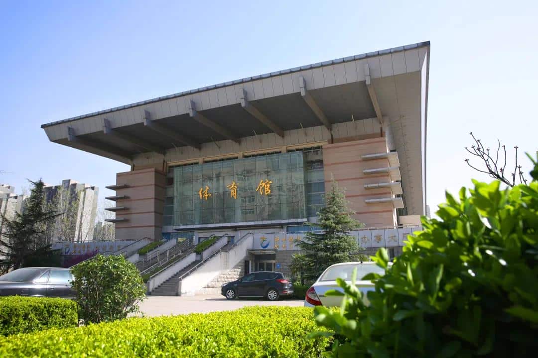 郑州市商贸管理学校（普高班）