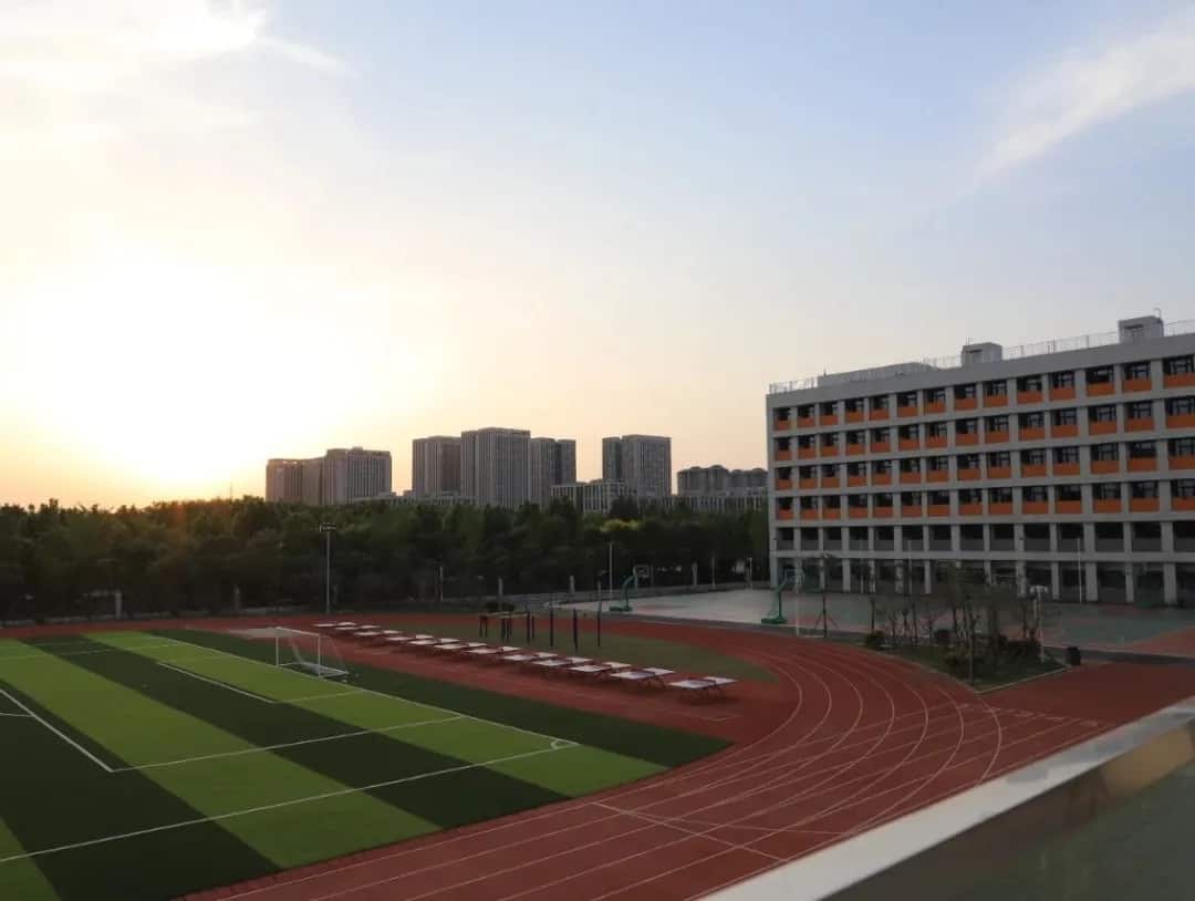 郑州市明新中学