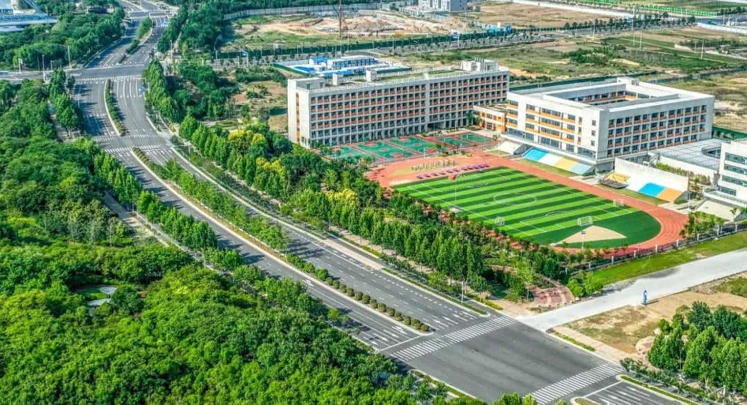 郑州市明新中学