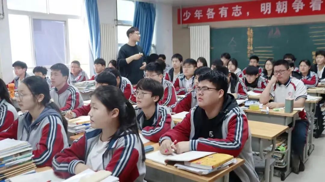经开区华尔高级中学