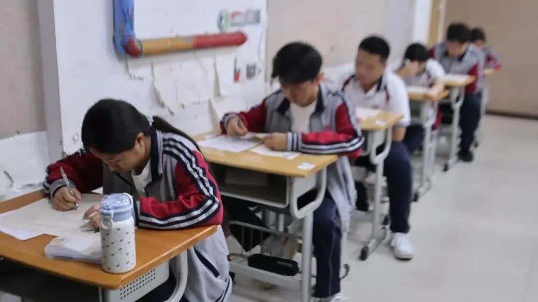 经开区华尔高级中学