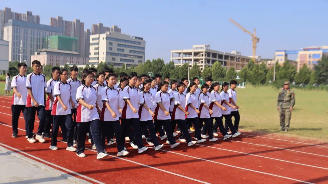 郑州华尔高级中学